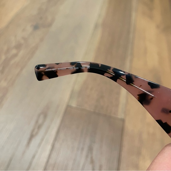 [authentic] Prada Sunglasses - Picture 9 of 15